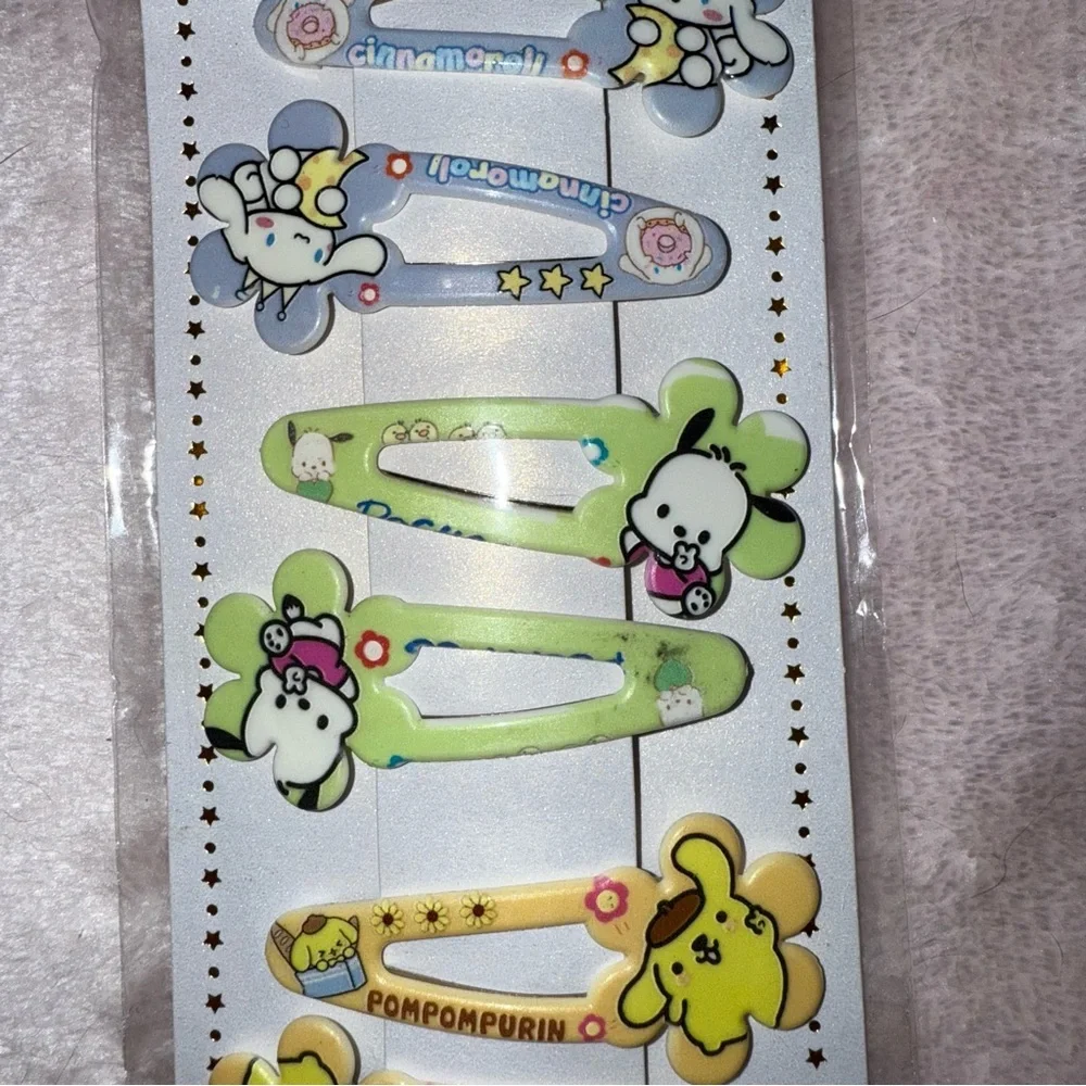 ✨✨5/$10✨✨ Sanrio Characters Set of 6 Hair Barrettes Snap Clips Hair New